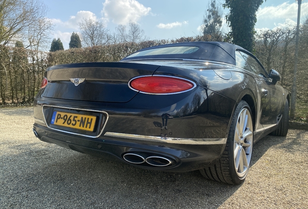 Bentley Continental GTC V8 2020