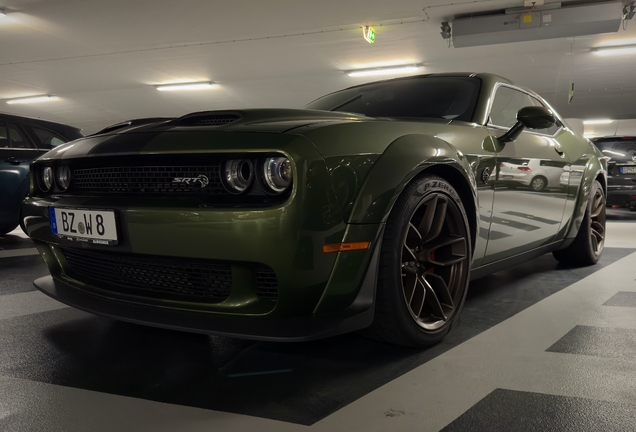 Dodge Challenger SRT Hellcat Widebody