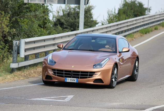 Ferrari FF