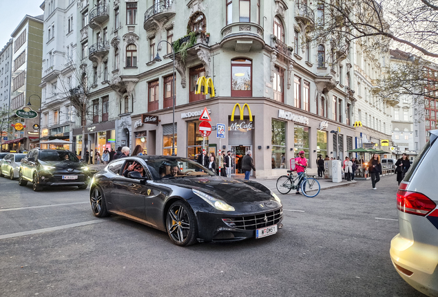 Ferrari FF