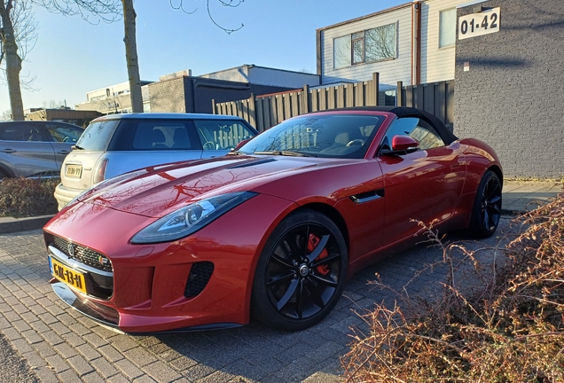 Jaguar F-TYPE S Convertible