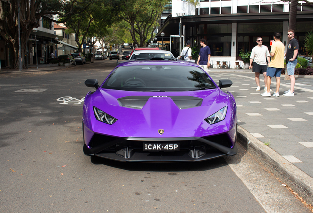 Lamborghini Huracán LP640-2 STO