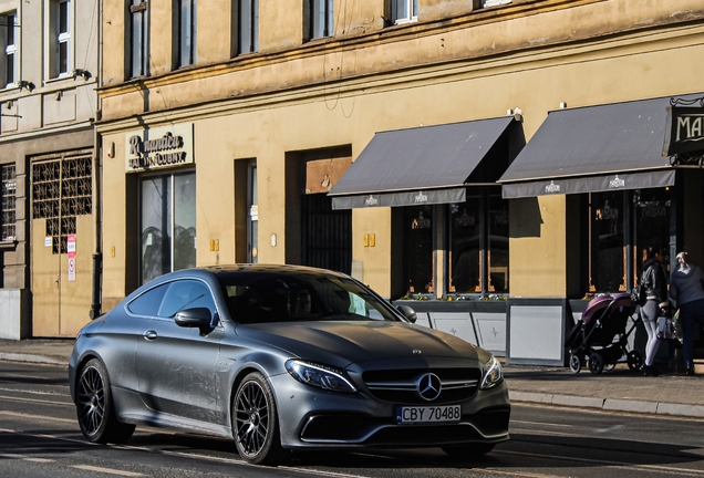 Mercedes-AMG C 63 Coupé C205