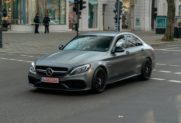Mercedes-AMG C 63 S W205