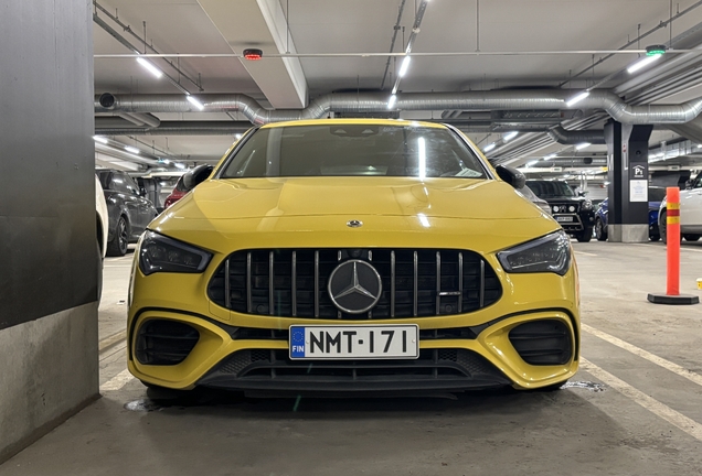 Mercedes-AMG CLA 45 S Shooting Brake X118