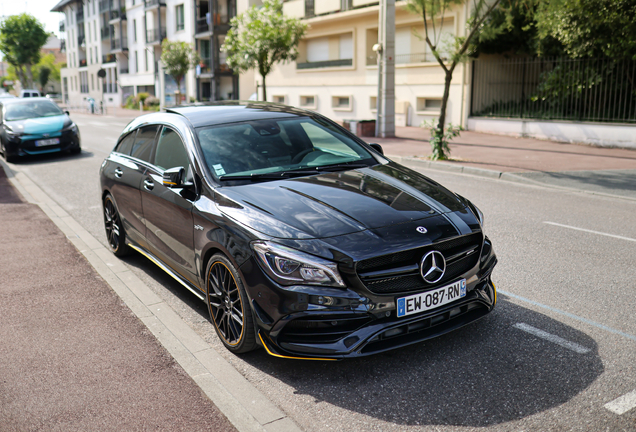 Mercedes-AMG CLA 45 Shooting Brake X117 Yellow Night Edition