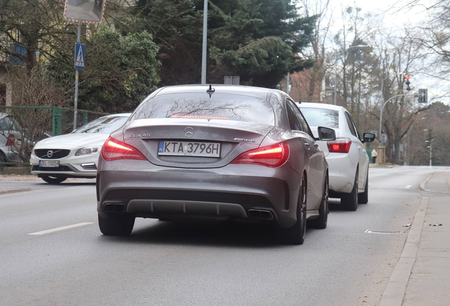 Mercedes-Benz CLA 45 AMG C117