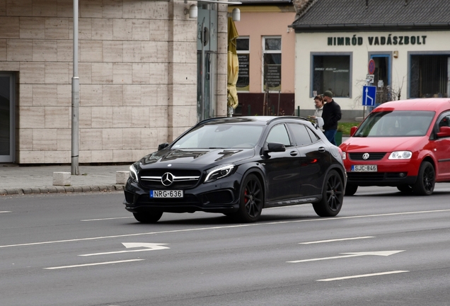Mercedes-Benz GLA 45 AMG X156