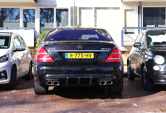 Mercedes-Benz S 63 AMG W221 2011
