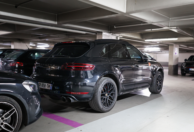 Porsche 95B Macan GTS