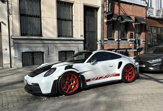 Porsche 992 GT3 RS Weissach Package