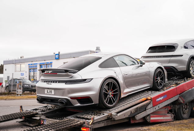 Porsche 992 Turbo