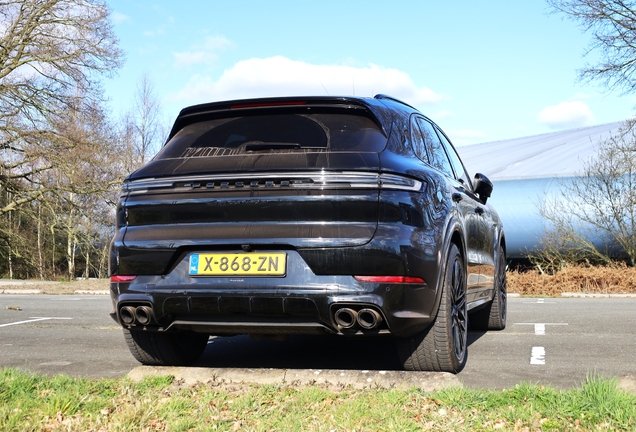 Porsche 9YA Cayenne Turbo E-Hybrid