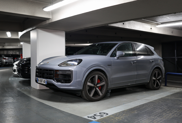 Porsche 9YA Cayenne Turbo E-Hybrid
