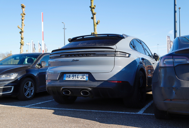 Porsche Cayenne Coupé Turbo E-Hybrid