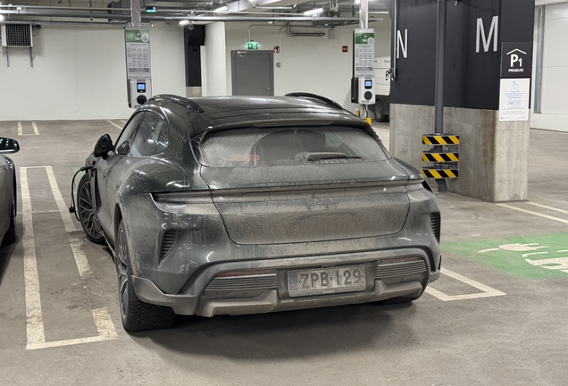 Porsche Taycan Turbo S Cross Turismo MkII