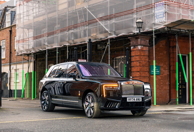 Rolls-Royce Cullinan Series II