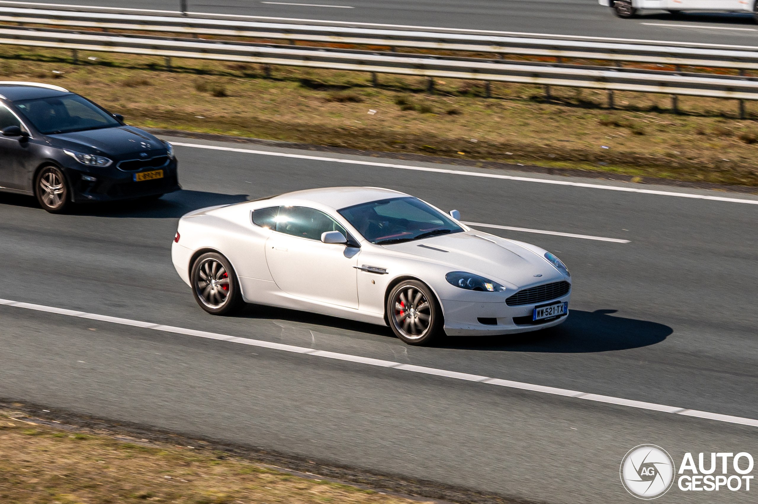Aston Martin DB9