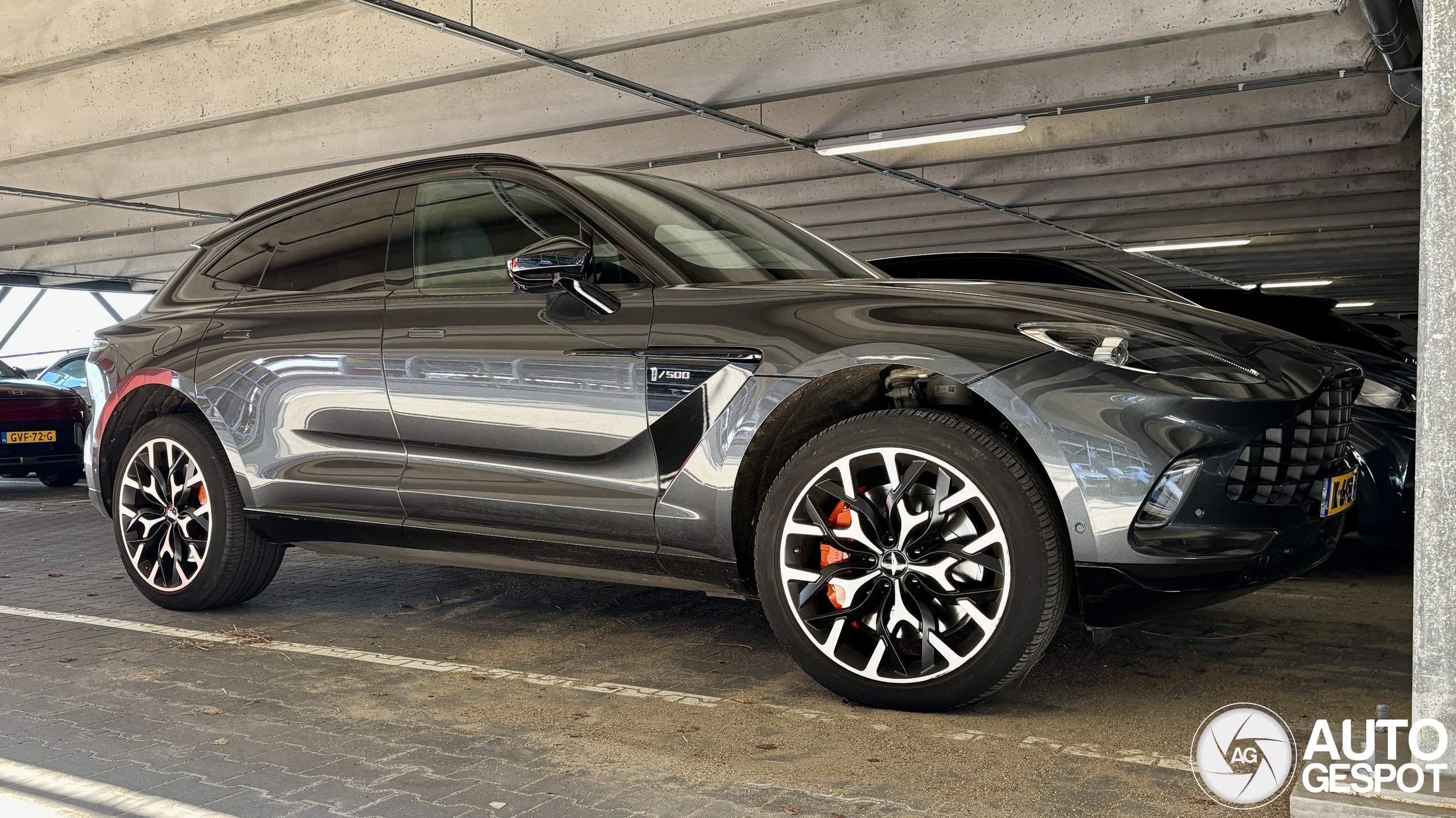 Aston Martin DBX