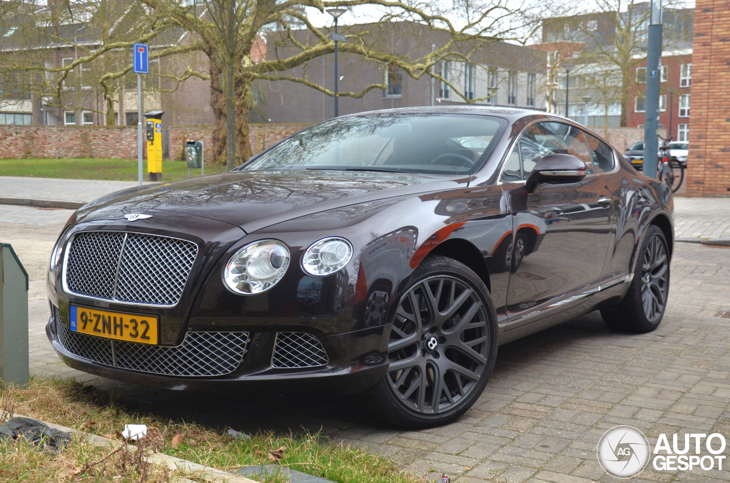 Bentley Continental GT 2012