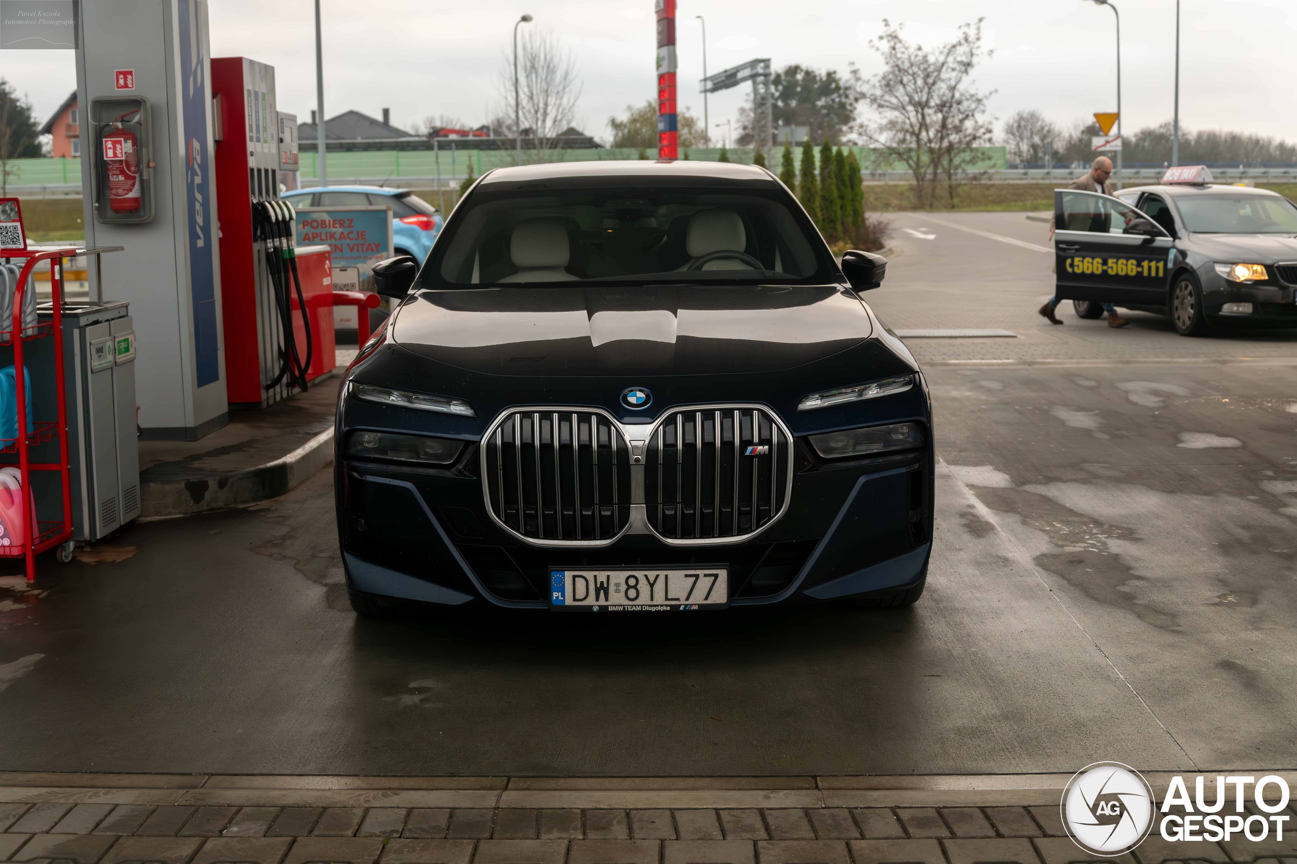 BMW M760e xDrive