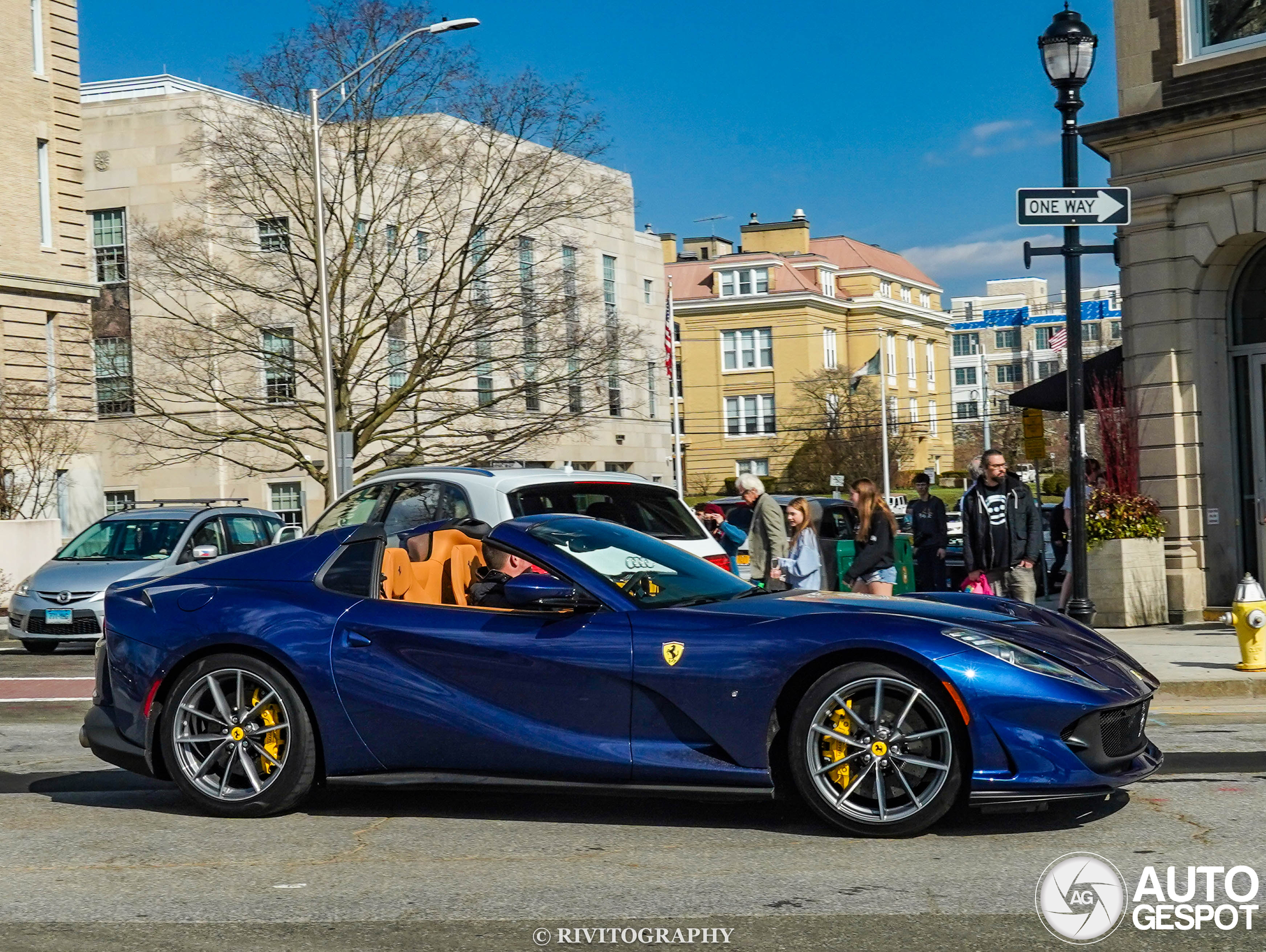 Ferrari 812 GTS