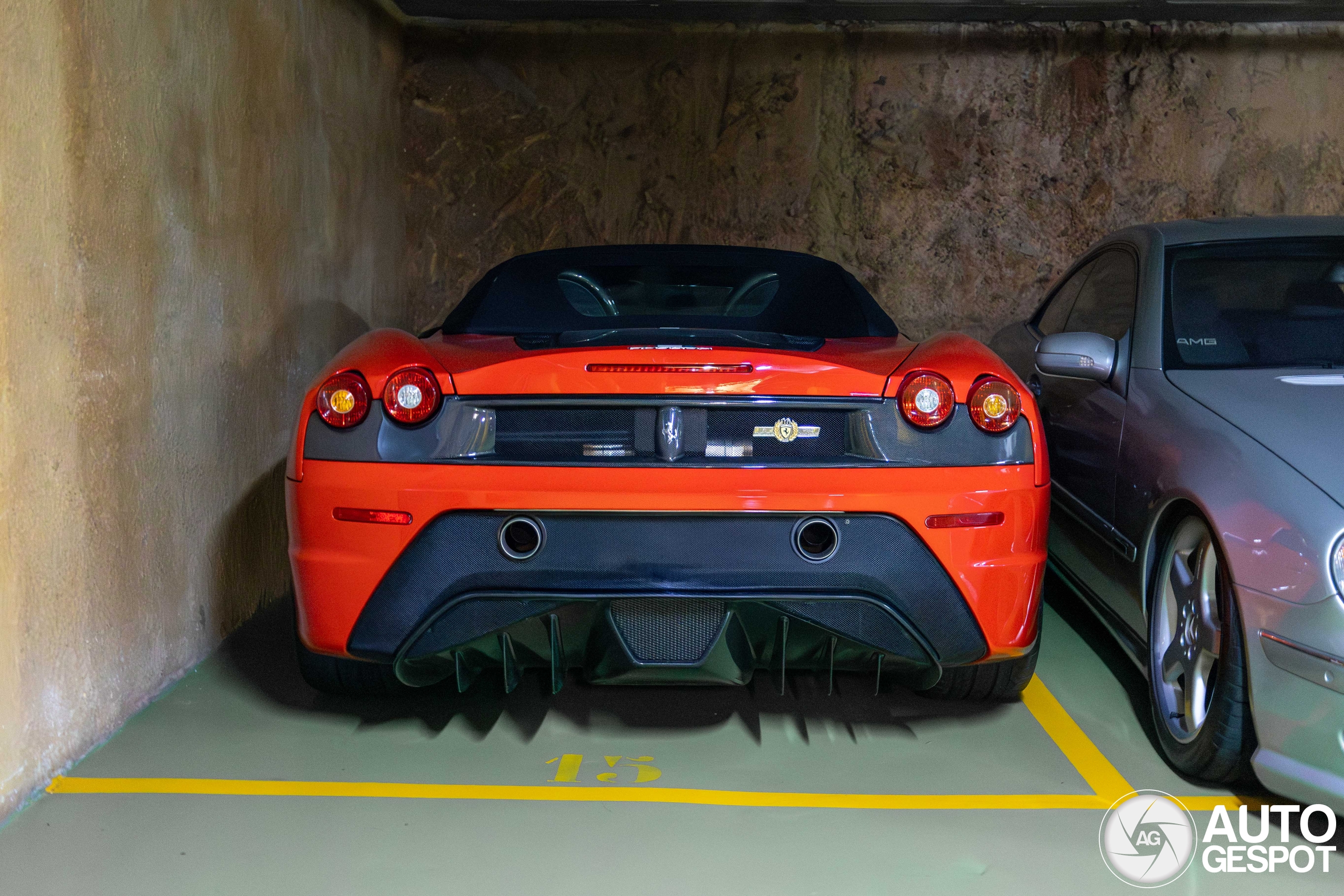 Ferrari Scuderia Spider 16M