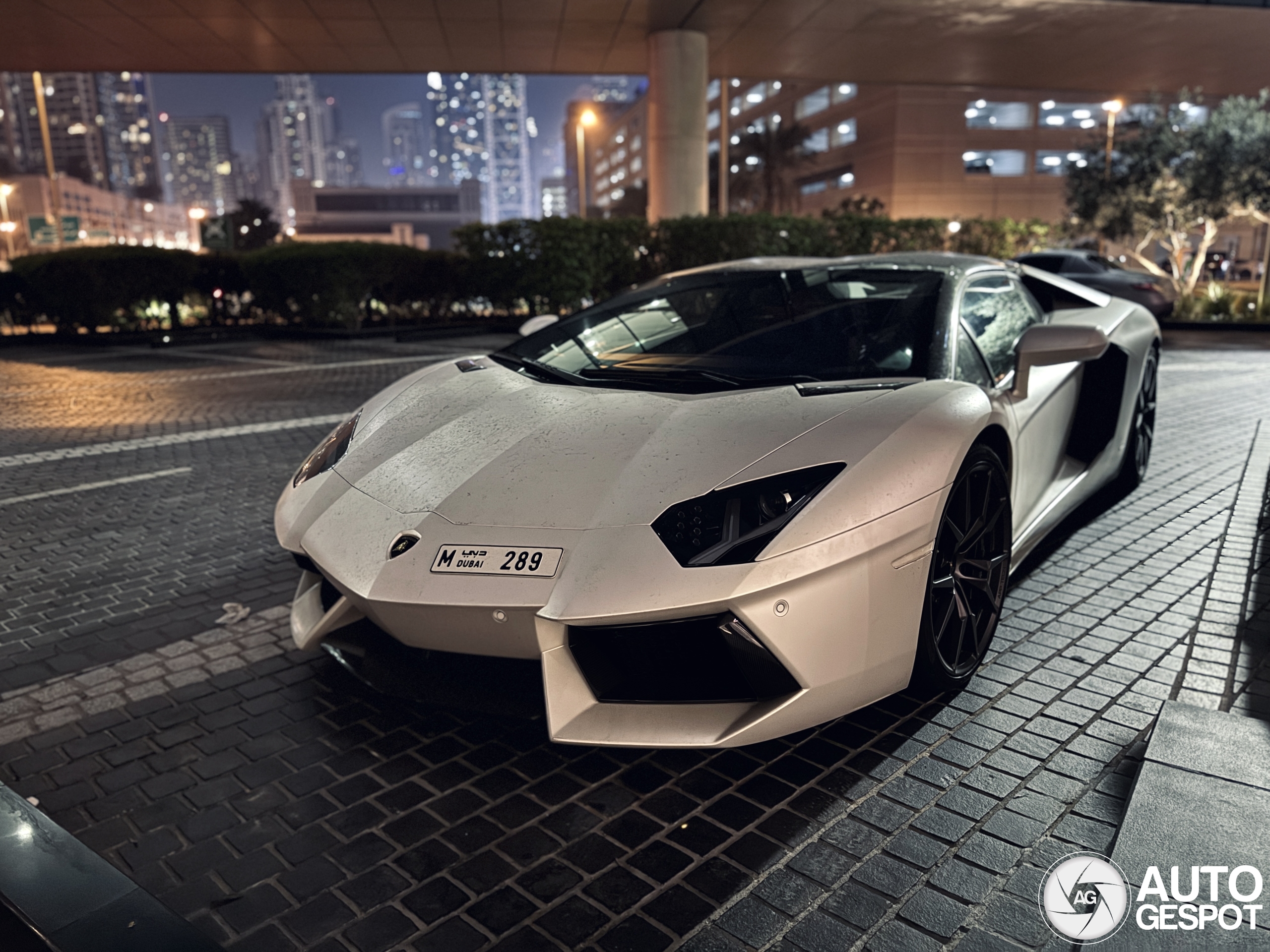 Lamborghini Aventador LP700-4 Roadster