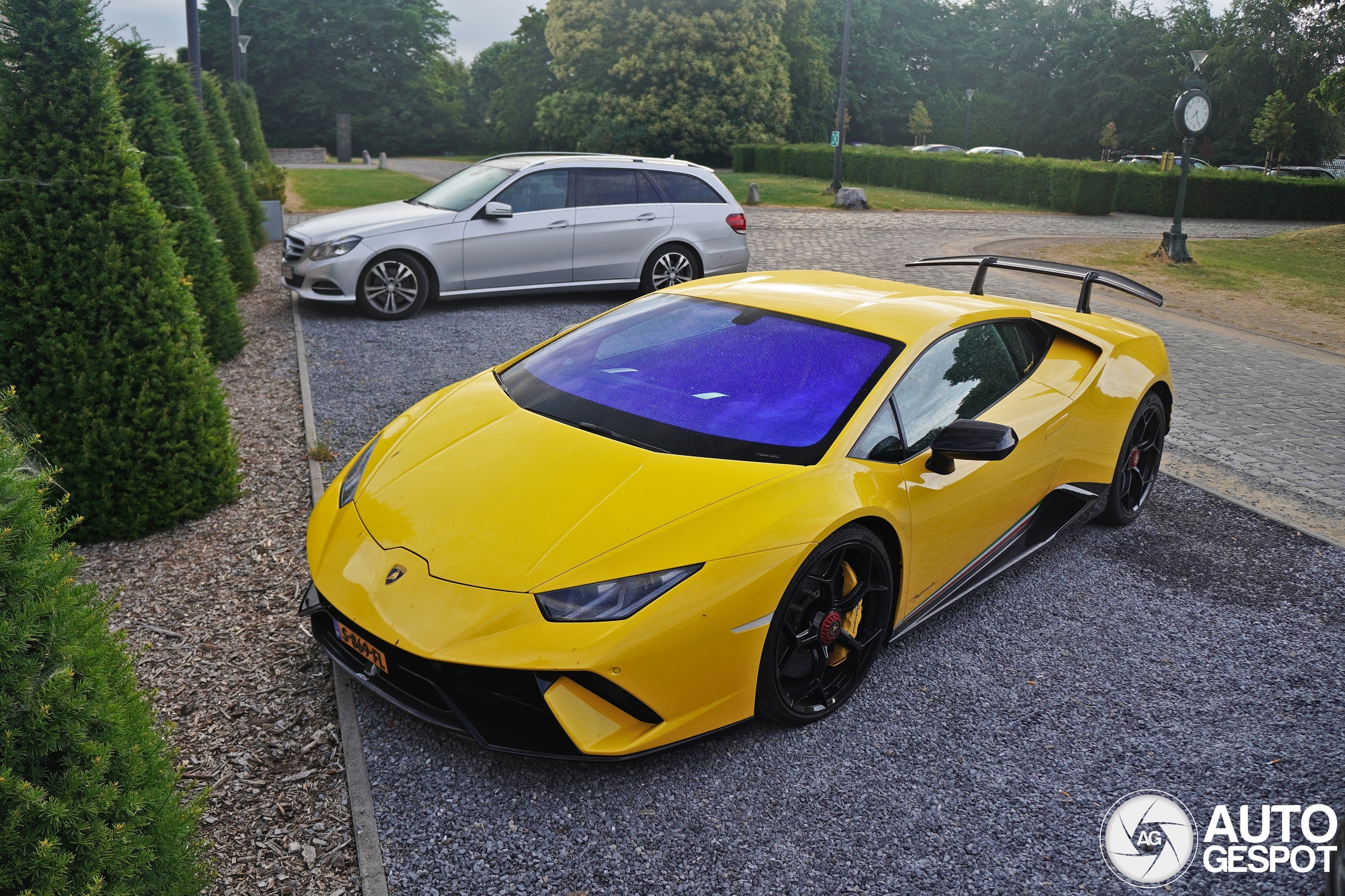 Lamborghini Huracán LP640-4 Performante