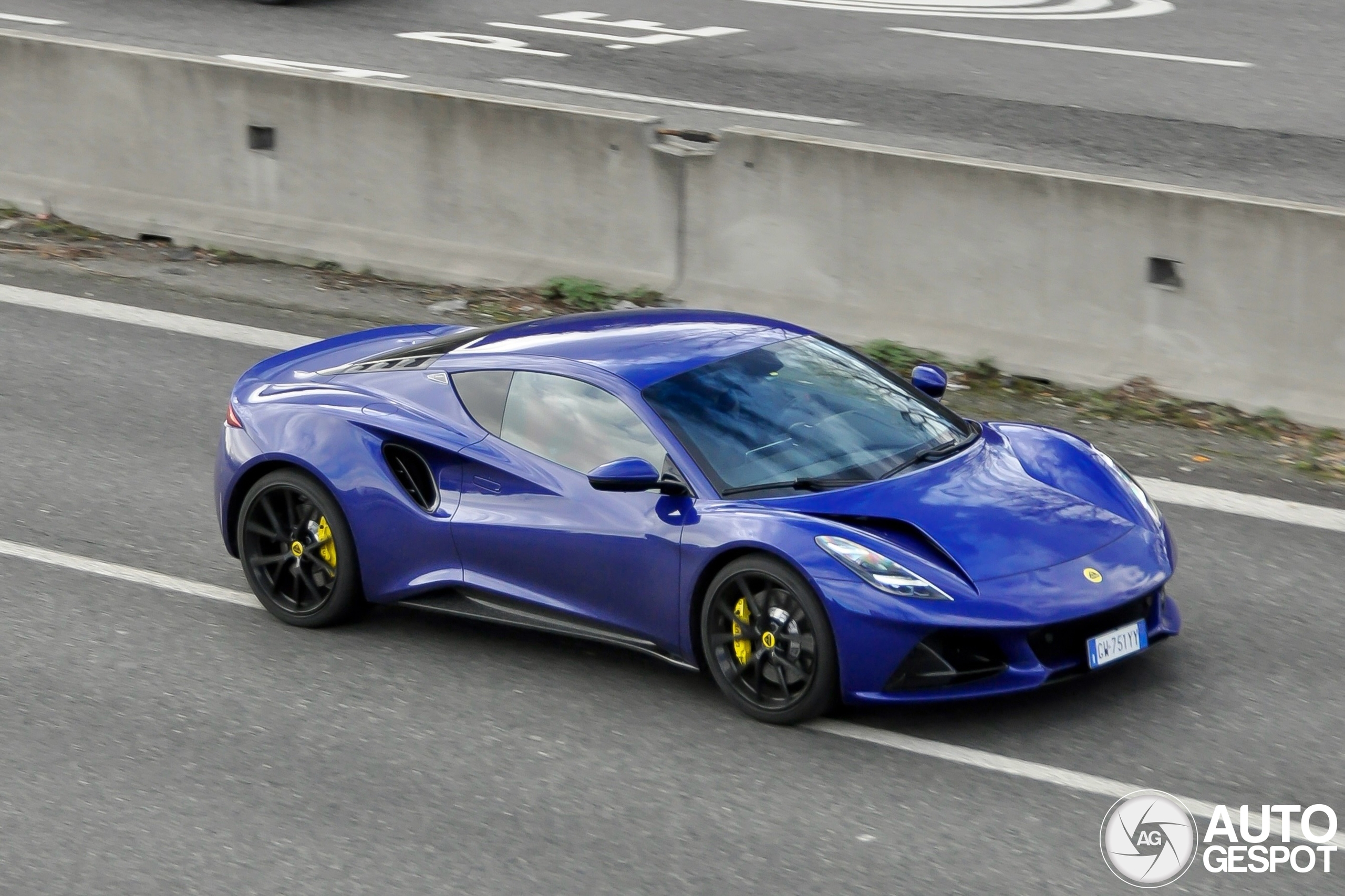 Lotus Emira V6 First Edition