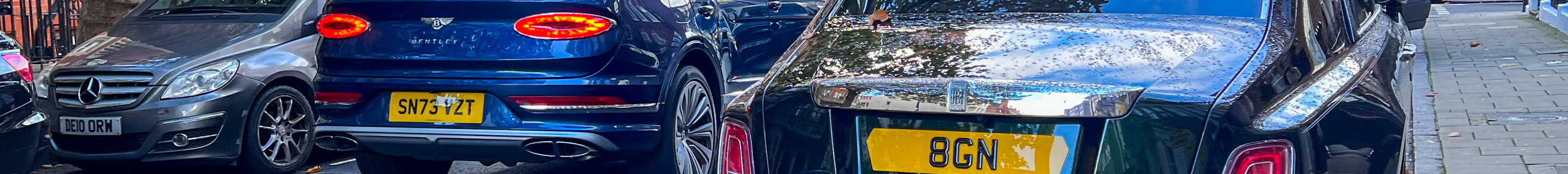 Bentley Bentayga Azure EWB First Edition