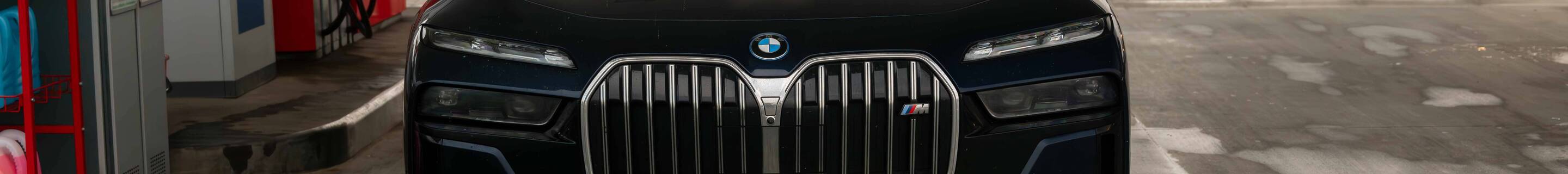 BMW M760e xDrive