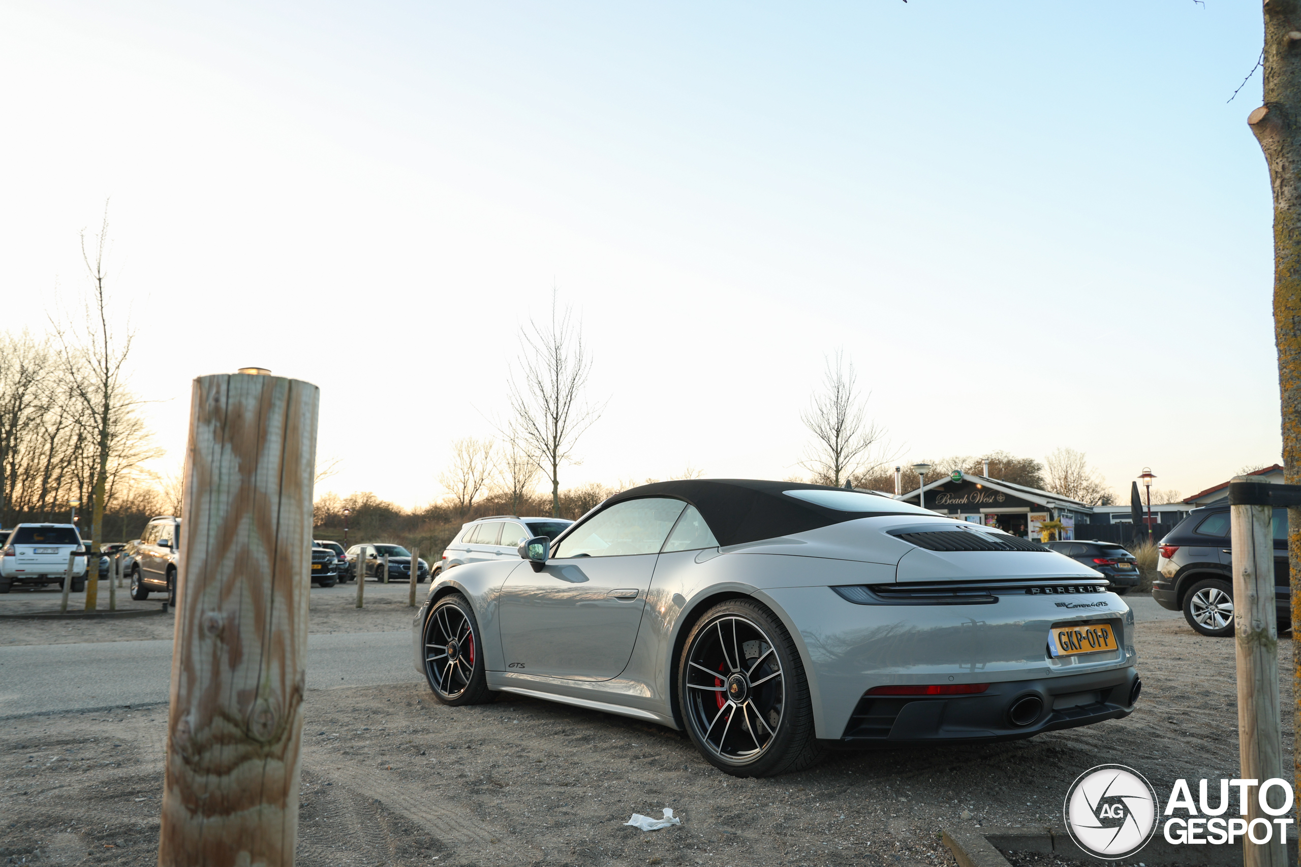 Porsche 992 Carrera 4 GTS Cabriolet