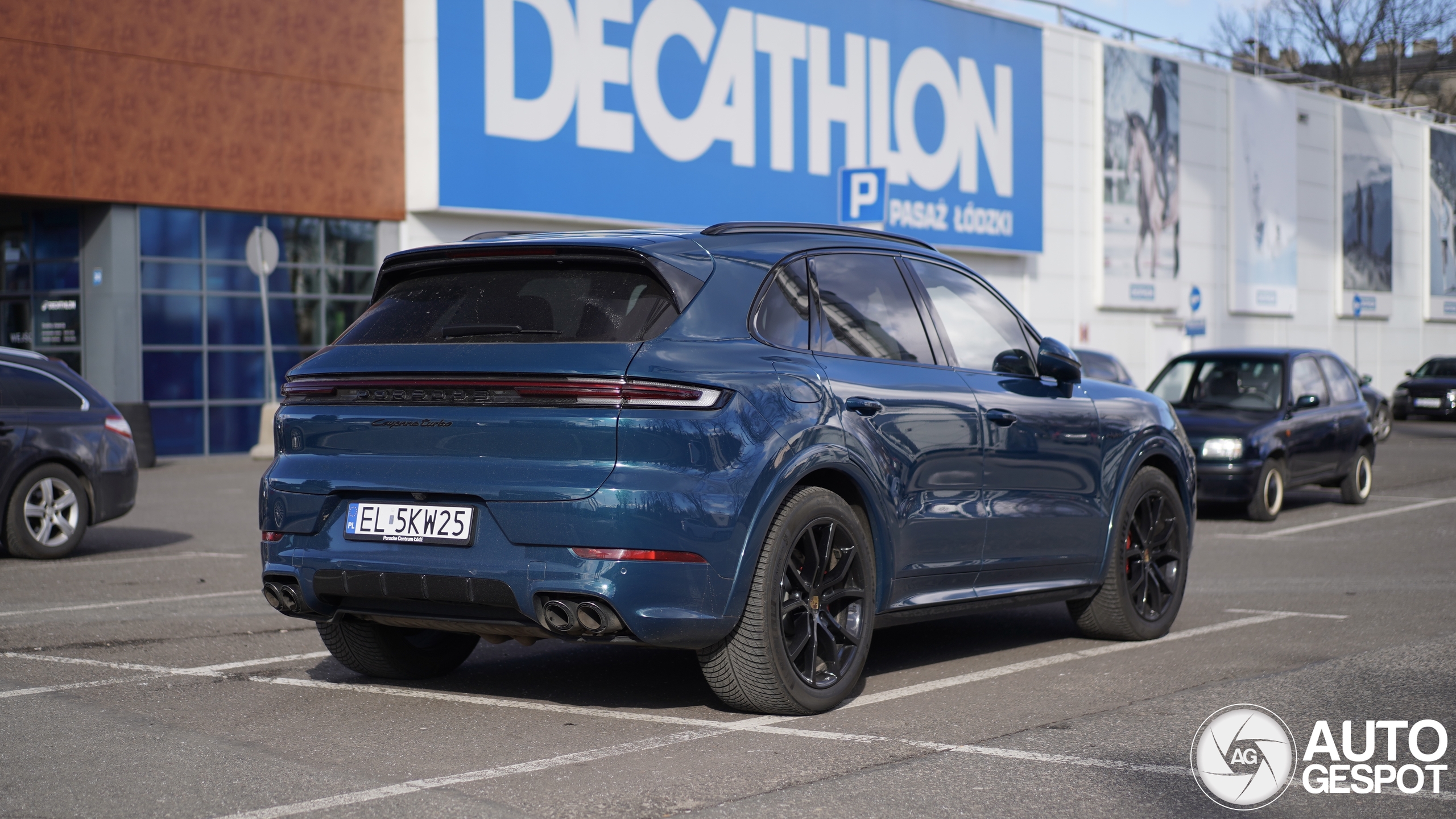 Porsche 9YA Cayenne Turbo E-Hybrid