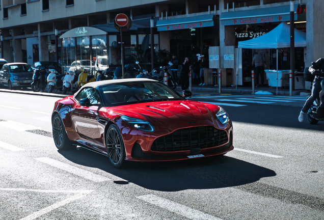 Aston Martin DB12 Volante