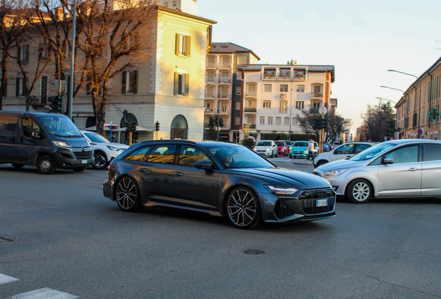 Audi RS6 Avant C8