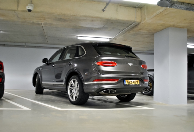 Bentley Bentayga V8 2021