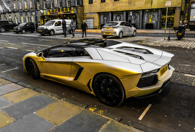 Lamborghini Aventador LP700-4 Roadster