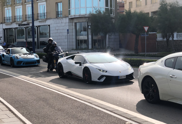 Lamborghini Huracán LP640-4 Performante