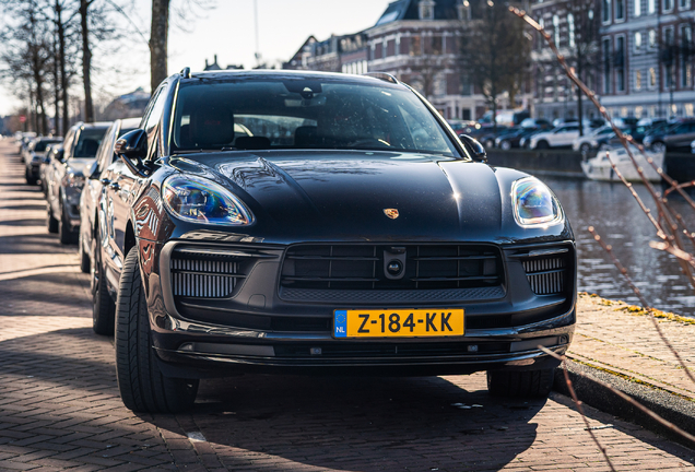 Porsche 95B Macan GTS MkIII