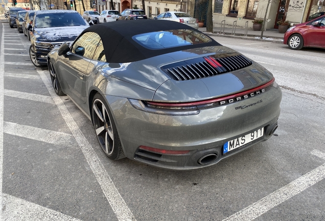 Porsche 992 Carrera 4S Cabriolet