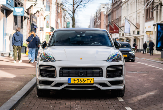 Porsche Cayenne Coupé Turbo S E-Hybrid