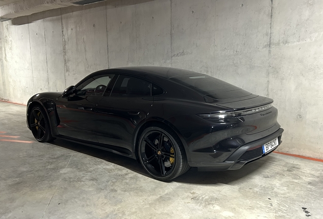 Porsche Taycan Turbo S