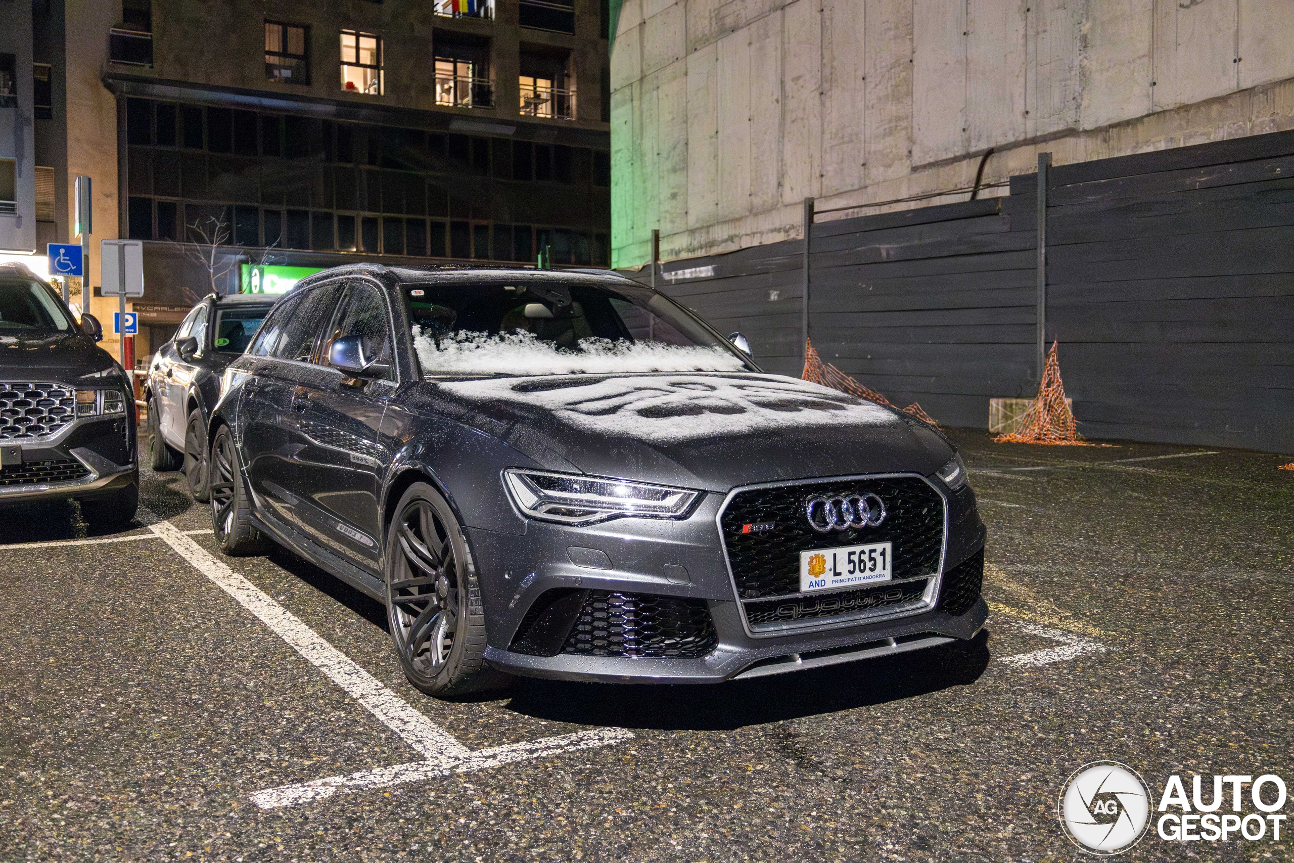 Audi RS6 Avant C7 2015