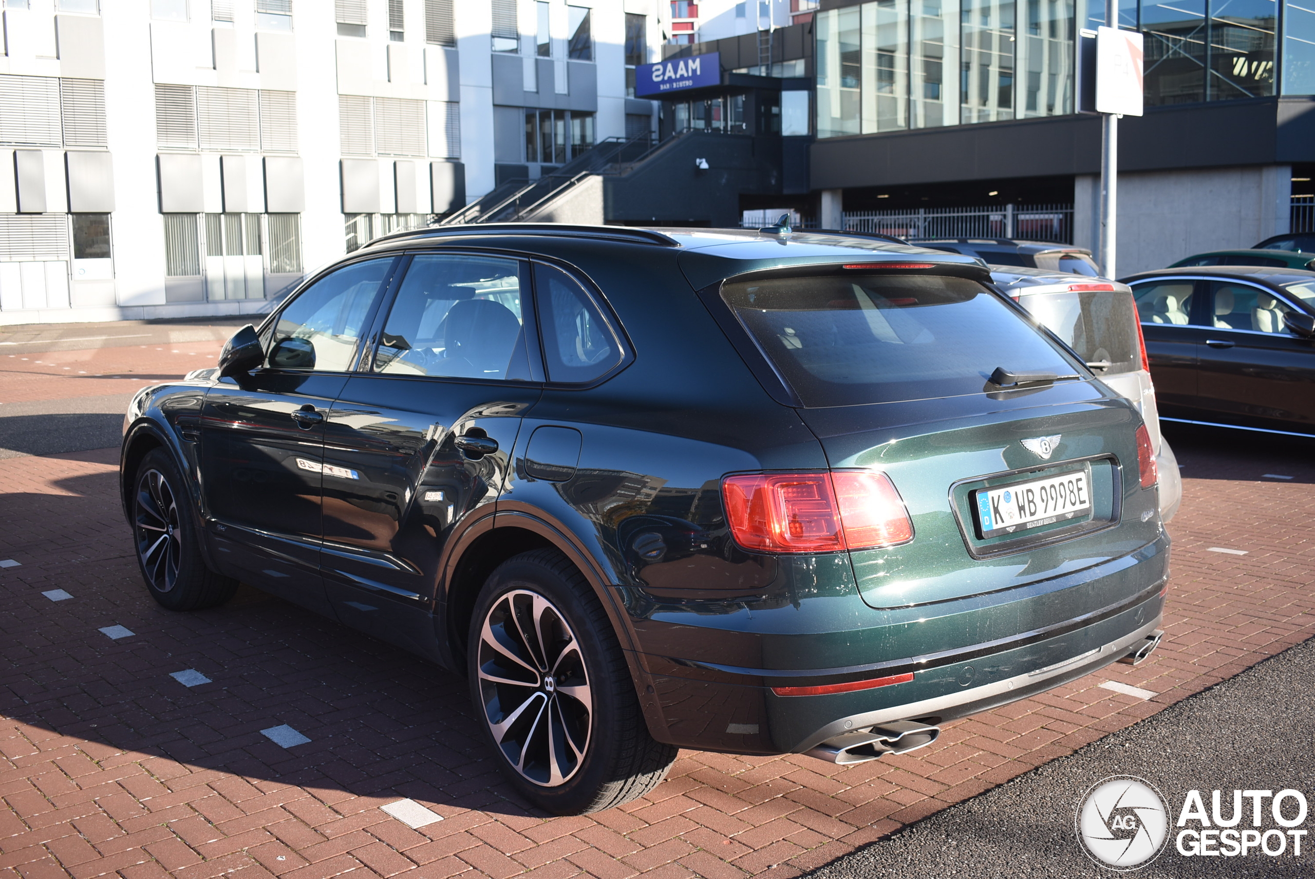 Bentley Bentayga Hybrid