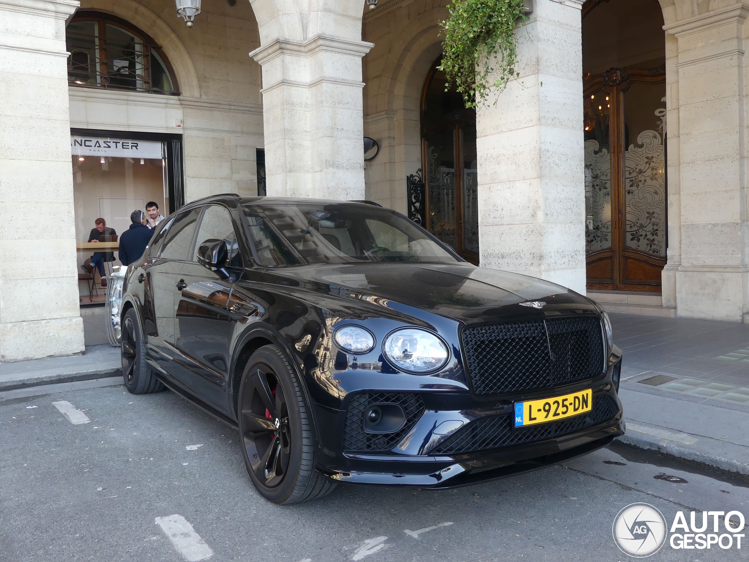 Bentley Bentayga V8 2021 First Edition