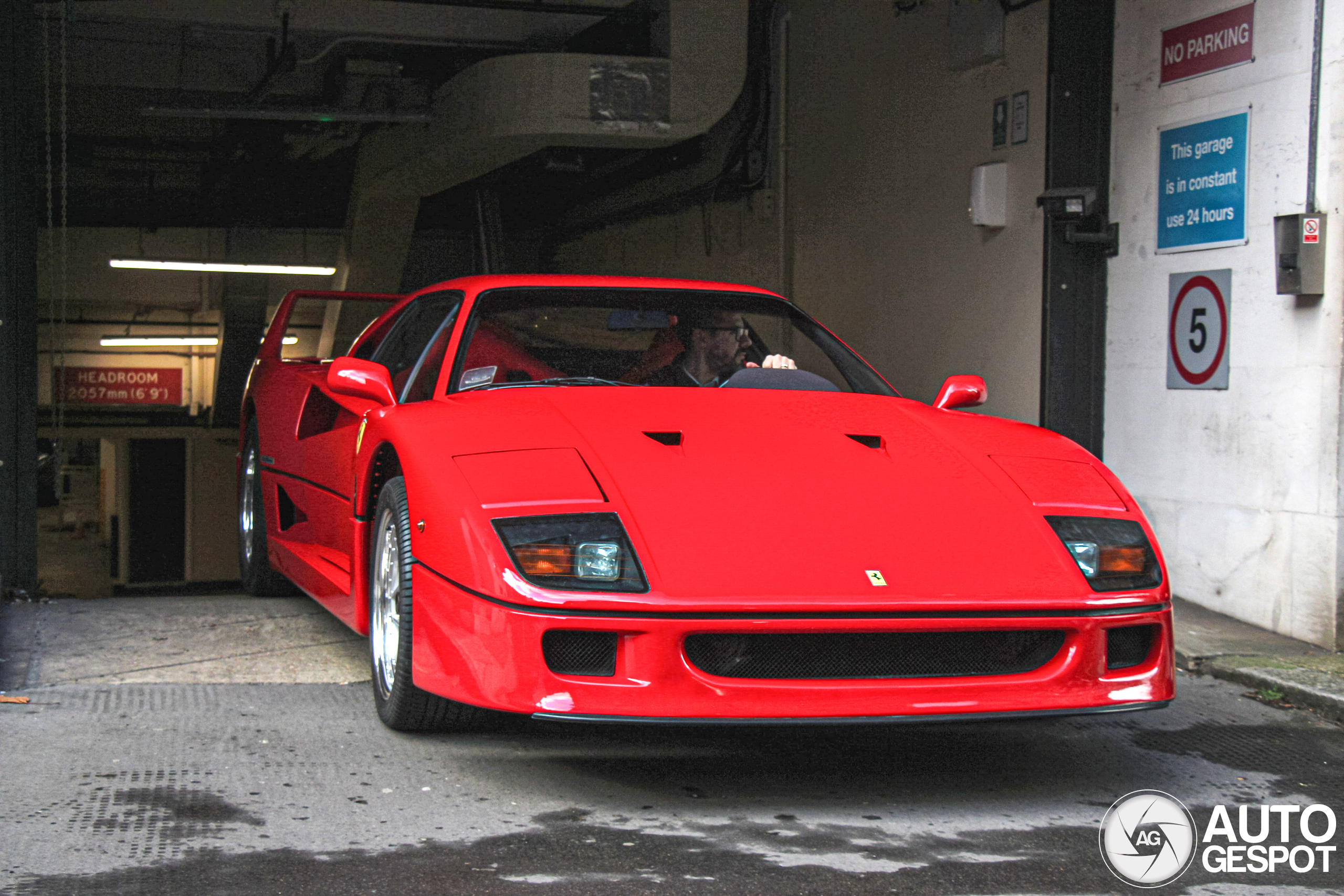 Ferrari F40