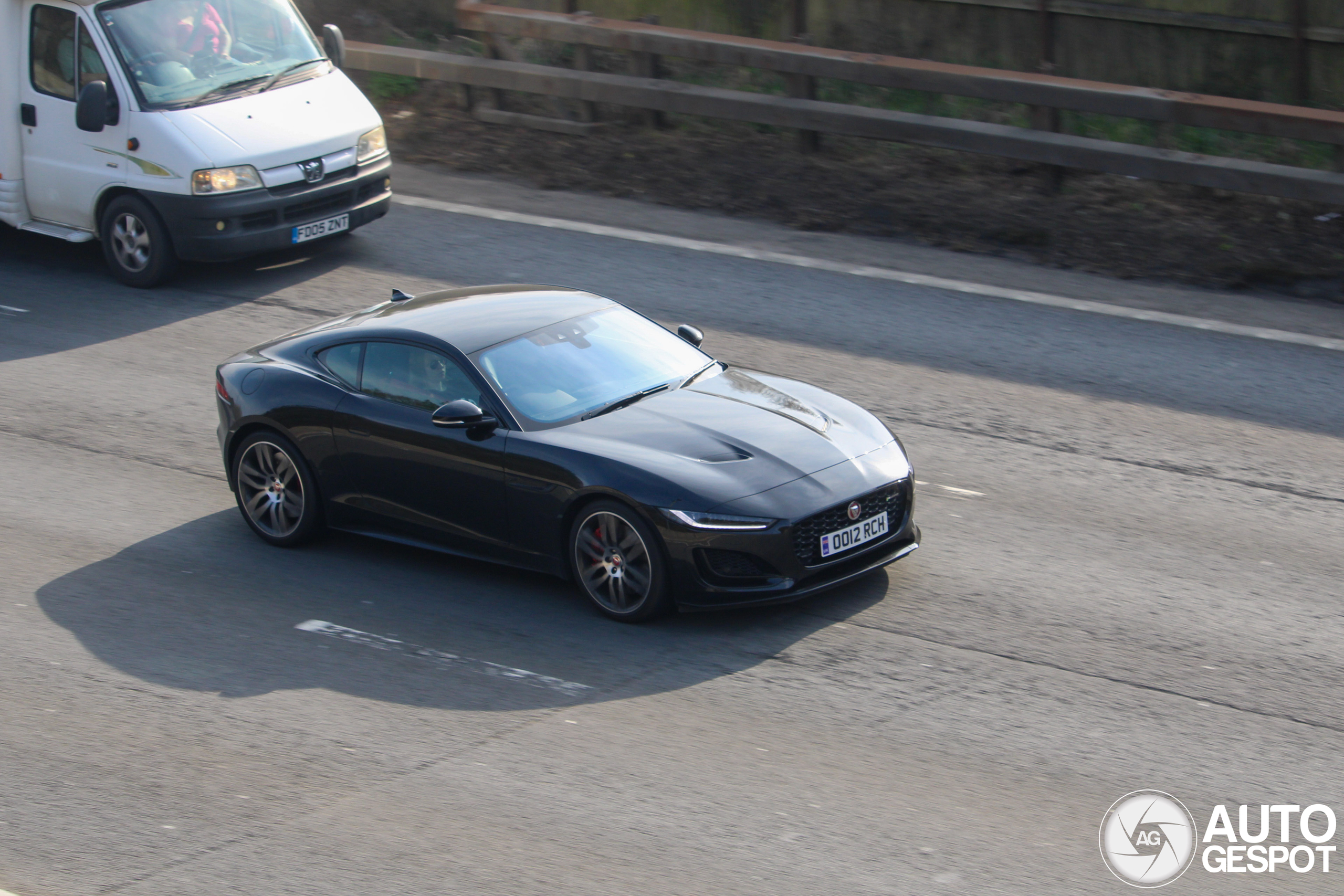 Jaguar F-TYPE P450 Coupé 2020