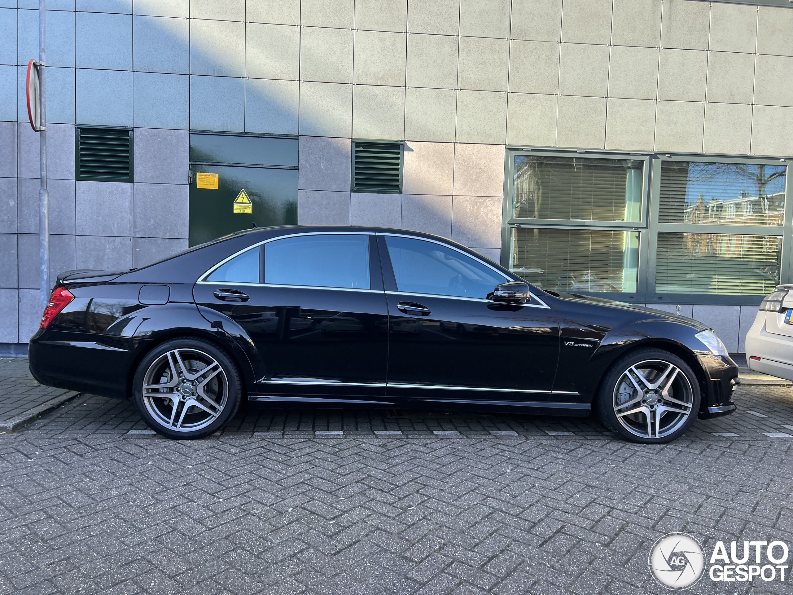 Mercedes-Benz S 63 AMG W221 2011