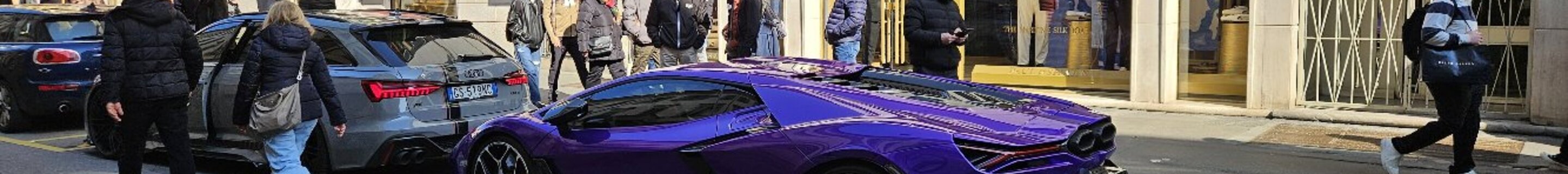 Lamborghini Revuelto